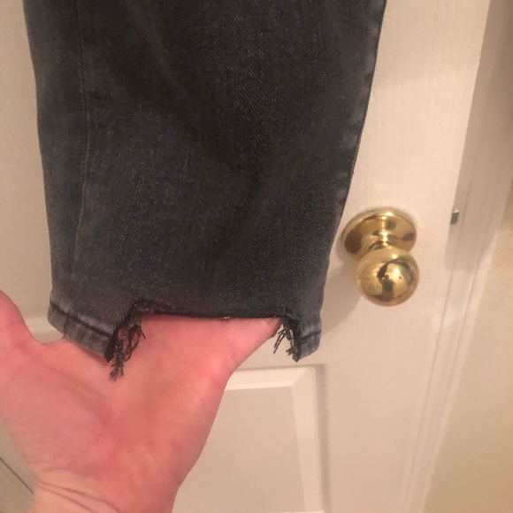 Express super high rise mom Jean - Picture 7 of 8